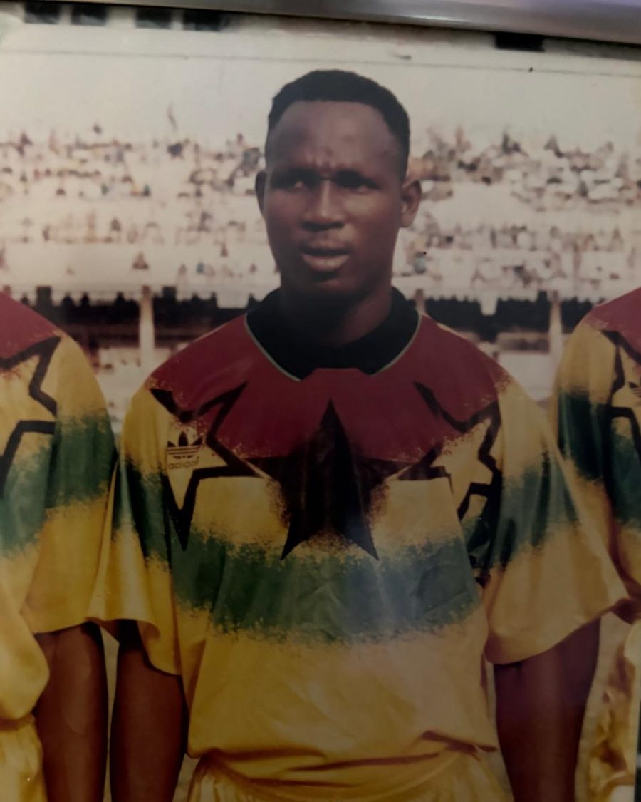 Trainer Joseph Annor Aziz im Trikot der ghanaischen Nationalmannschaft